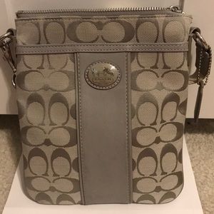 Coach cross body bag (silver)